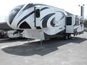 2013 COACHMEN CHAPARRAL