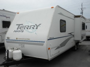 2004 Fleetwood Terry Dakota